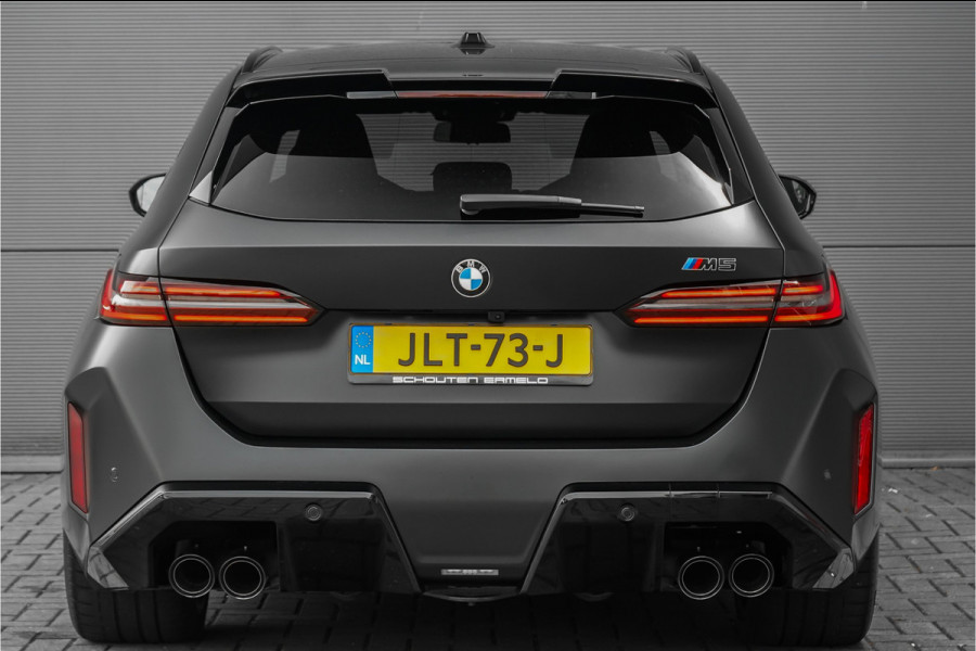 BMW 5 Serie Touring M5 CoPilot Iconic Glow B&W Frozen Black Trekhaak