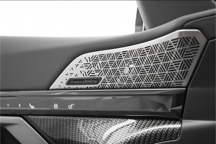 BMW 5 Serie Touring M5 CoPilot Iconic Glow B&W Frozen Black Trekhaak