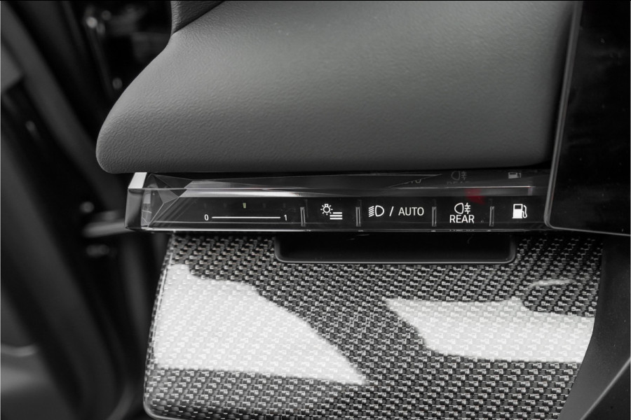 BMW 5 Serie Touring M5 CoPilot Iconic Glow B&W Frozen Black Trekhaak