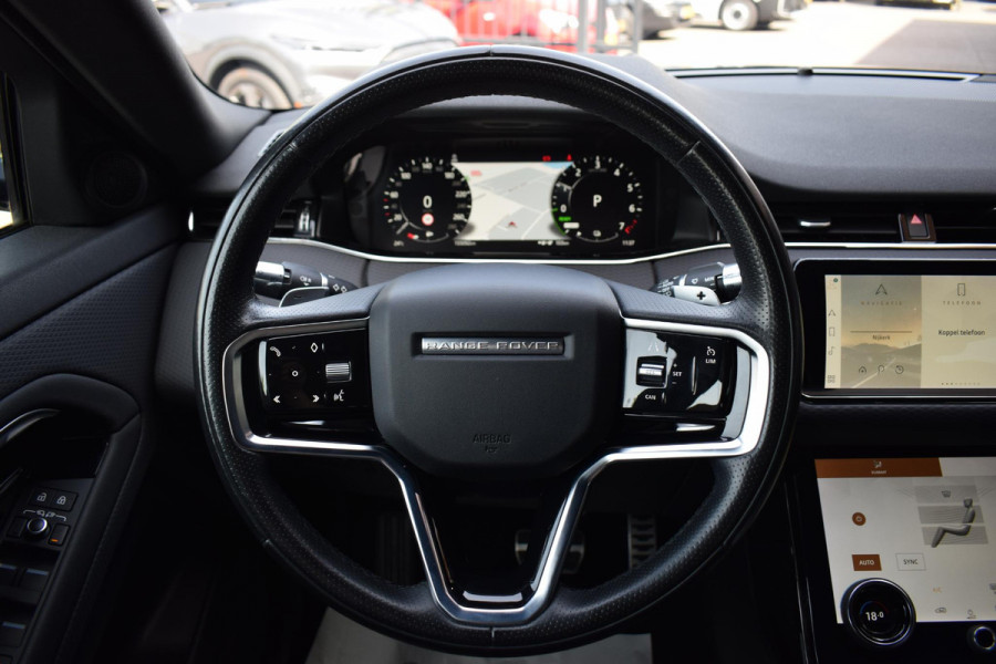 Land Rover Range Rover Evoque 1.5 P300e AWD SE | R-Dynamic | Trekhaak | Leer | Camera
