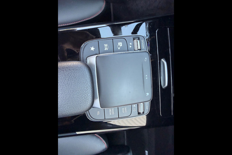 Mercedes-Benz CLA-Klasse 200 AMG|Pano|Ambient Lights|Night|Memory|Camera|Keyless|