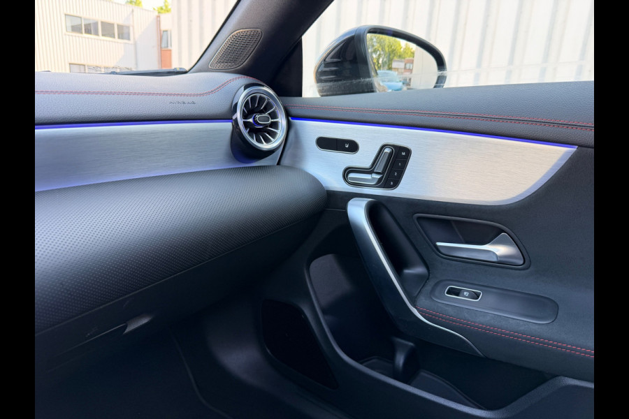 Mercedes-Benz CLA-Klasse 200 AMG|Pano|Ambient Lights|Night|Memory|Camera|Keyless|