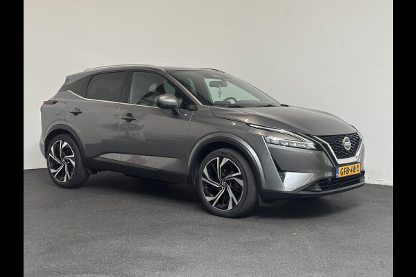 Nissan QASHQAI 1.3 MHEV DIG-T 158pk Xtronic Tekna+ Navigatie Apple Carplay/Android Auto Parkeersensoren 360 camera Adaptive cruise control Elektrisch panoramadak achterklep en bestuurderstoel Stoel-en stuurverwarming