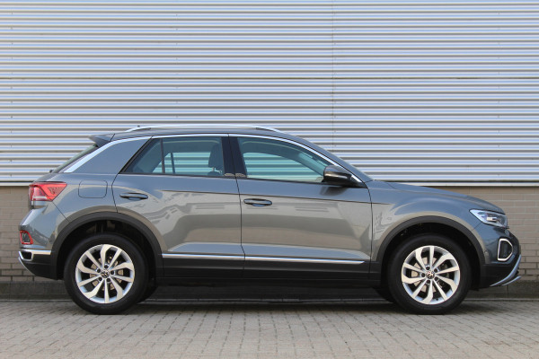 Volkswagen T-Roc 1.5 TSI 150PK Style Plus | Alcantara | IQ Light | Elektr. Achterklep | Adaptieve Cruise | Trekhaak