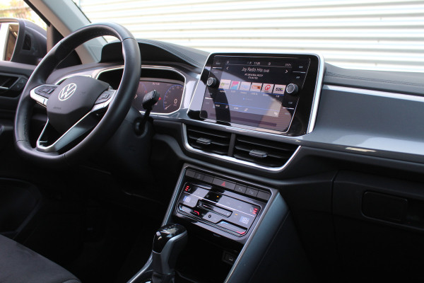 Volkswagen T-Roc 1.5 TSI 150PK Style Plus | Alcantara | IQ Light | Elektr. Achterklep | Adaptieve Cruise | Trekhaak