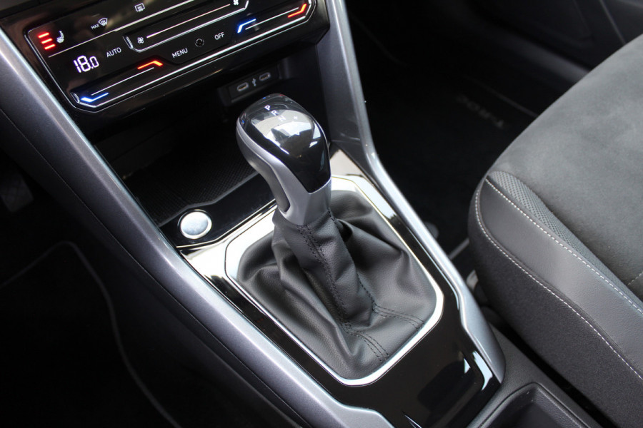 Volkswagen T-Roc 1.5 TSI 150PK Style Plus | Alcantara | IQ Light | Elektr. Achterklep | Adaptieve Cruise | Trekhaak