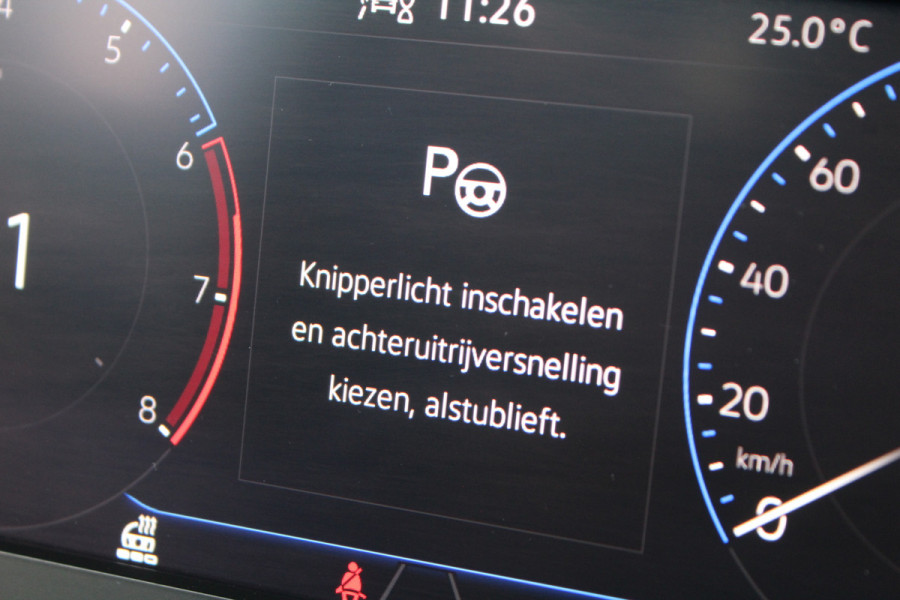 Volkswagen T-Roc 1.5 TSI 150PK Style Plus | Alcantara | IQ Light | Elektr. Achterklep | Adaptieve Cruise | Trekhaak