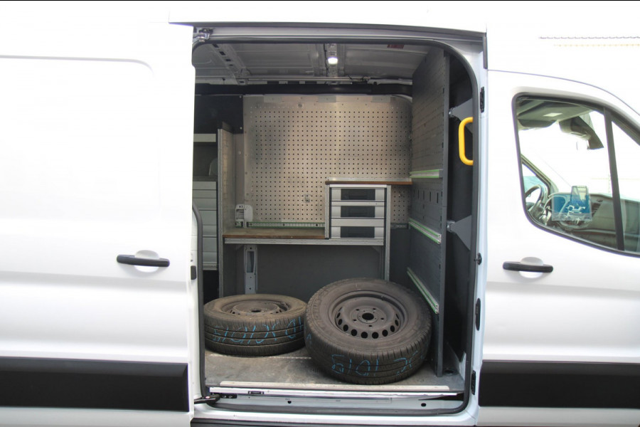 Ford Transit 330 2.0 TDCI L2H2 Trend / Camera / Laadruimte inrichting / Sync 3