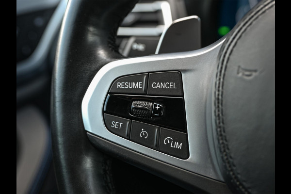 BMW X4 xDrive20i M-Sport | Performance seats | Panoramadak | Harman Kardon | Trekhaak | Leder | Ambiance interieur | NL-Auto | 1e Eigenaar |
