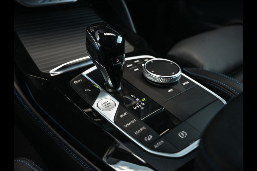 BMW X4 xDrive20i M-Sport | Performance seats | Panoramadak | Harman Kardon | Trekhaak | Leder | Ambiance interieur | NL-Auto | 1e Eigenaar |