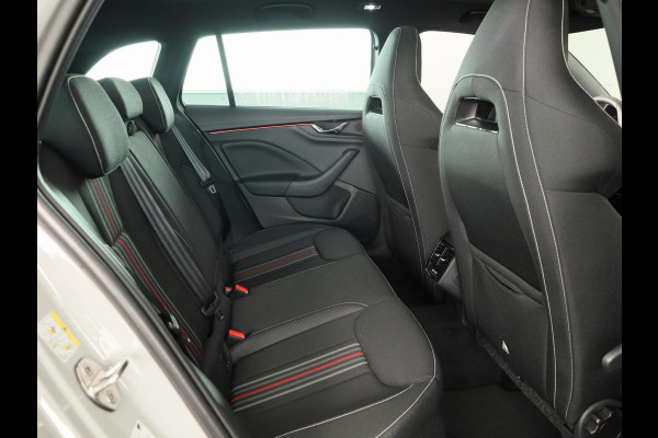 Škoda SCALA Monte Carlo 1.0 TSI 115 pk 7 versn. DSG | Travel Assist Plus| Winter Plus Pakket | Lichtmetalen Velgen 18 Inch