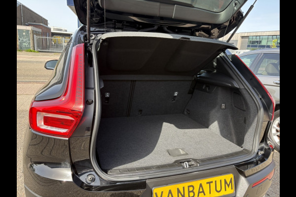 Volvo XC40 1.5 T4 Plug-in PHEV hybrid Facelift Parkeerpakket