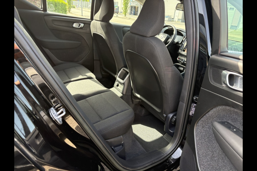 Volvo XC40 1.5 T4 Plug-in PHEV hybrid Facelift Parkeerpakket