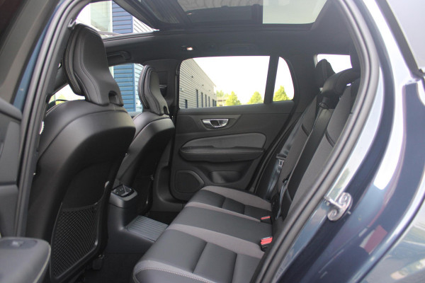 Volvo V60 2.0 T6 350PK Plug-in hybrid AWD Plus Dark | PANORAMISCH SCHUIF/KANTELDAK | PREMIUM AUDIO HARMAN/KARDON | NAVIGATIE VIA GOOGLE AUTO | APPLE CARPLAY / ANDROID AUTO | FULL-LED KOPLAMPEN | VERLICHTINGSPACK 2 | TREKHAAK MET SEMI ELEKTRISCH INKLAPBARE KOGEL 1800KG TREKGEWICHT! | 19'' 5-DOUBLE SPAAKS MATT GRAPHITE / DIAMOND CUT VELGEN | LEDEREN BEKLEDING | POWER SEATS - BESTUURDERS- EN PASSAGIERSSTOEL ELEKTRISCHVERSTELBAAR MET GEHEUGEN, ELEKTRISCH VERSTELBARE  ZITVERLENGERS /LENDESTEUN VIERVOUDIG | STOEL- EN ACHTERBANKVERWARMING | STUURVERWARMING | VOORRUITVERWARMING | PARKEE