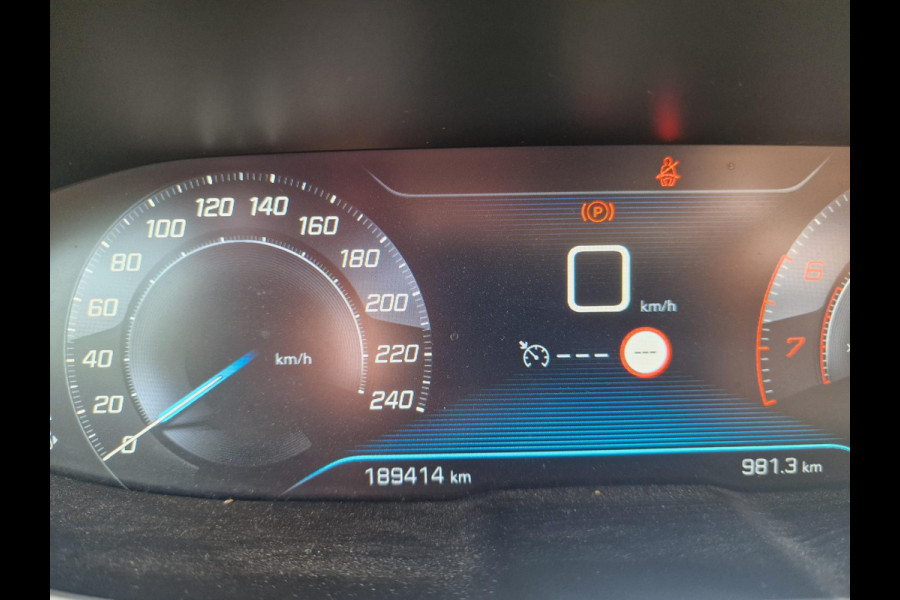 Peugeot 3008 1.2 PureTech Blue Lease Executive