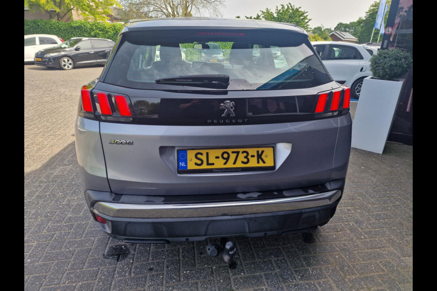 Peugeot 3008 1.2 PureTech Blue Lease Executive