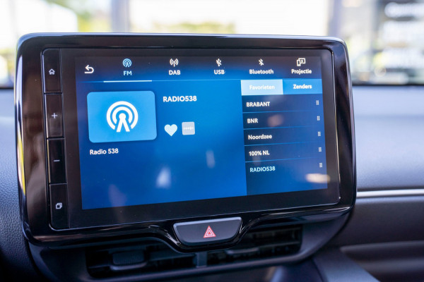 Mazda 2 Hybrid 1.5 Centre-line|Prijs incl. 12 mnd garantie| LMV Carplay DAB Camera Stoelverwarming Bluetooth