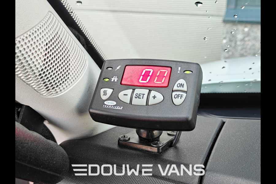 Iveco Daily 2.3 Koelwagen Airco Laadklep DAB Geveerde Stoel Koelbak Zijdeur Carrier + webasto