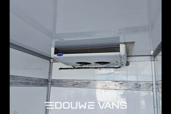 Iveco Daily 2.3 Koelwagen Airco Laadklep DAB Geveerde Stoel Koelbak Zijdeur Carrier + webasto