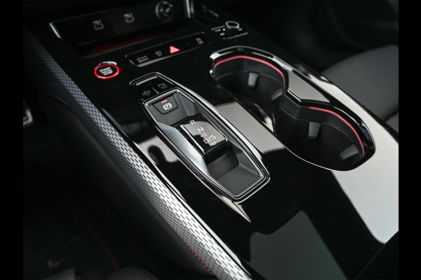 Audi A5 Avant 2.0 e-hybrid quattro S edition Competition