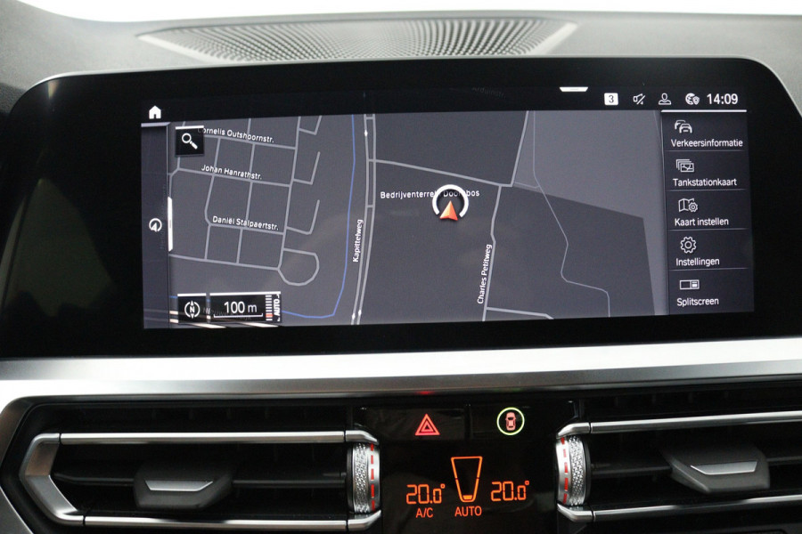 BMW 3 Serie Touring 330i High Executive M-sport(Dealer onderH, Camera, Head-up, Navi Prof,, Etc)