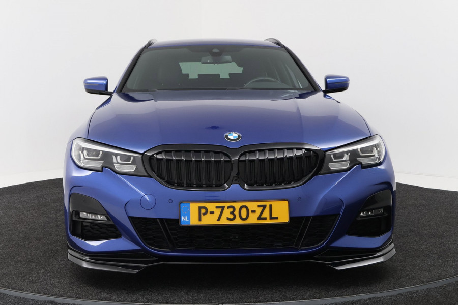 BMW 3 Serie Touring 330i High Executive M-sport(Dealer onderH, Camera, Head-up, Navi Prof,, Etc)