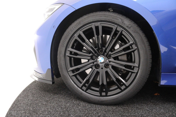 BMW 3 Serie Touring 330i High Executive M-sport(Dealer onderH, Camera, Head-up, Navi Prof,, Etc)