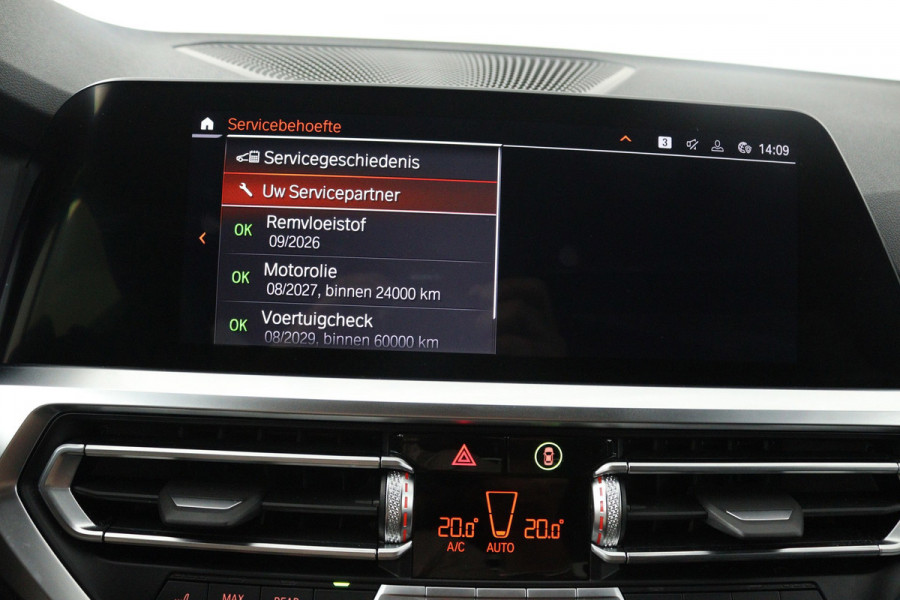 BMW 3 Serie Touring 330i High Executive M-sport(Dealer onderH, Camera, Head-up, Navi Prof,, Etc)