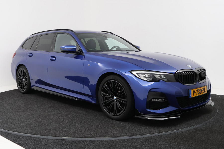 BMW 3 Serie Touring 330i High Executive M-sport(Dealer onderH, Camera, Head-up, Navi Prof,, Etc)