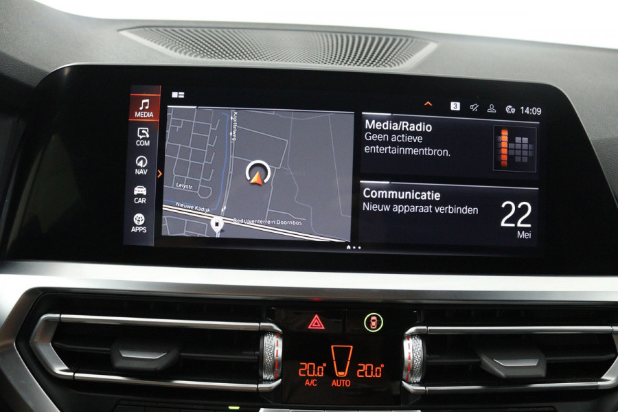 BMW 3 Serie Touring 330i High Executive M-sport(Dealer onderH, Camera, Head-up, Navi Prof,, Etc)