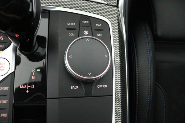 BMW 3 Serie Touring 330i High Executive M-sport(Dealer onderH, Camera, Head-up, Navi Prof,, Etc)