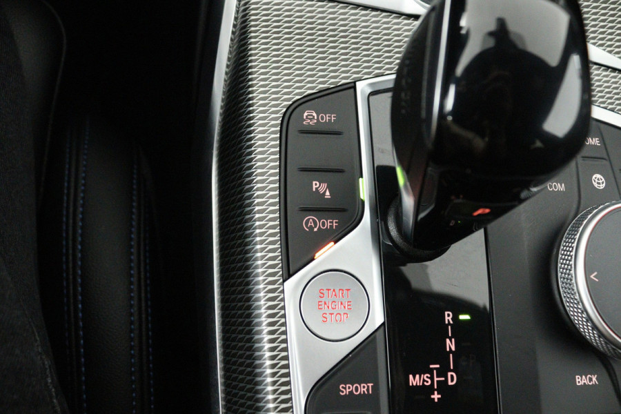 BMW 3 Serie Touring 330i High Executive M-sport(Dealer onderH, Camera, Head-up, Navi Prof,, Etc)