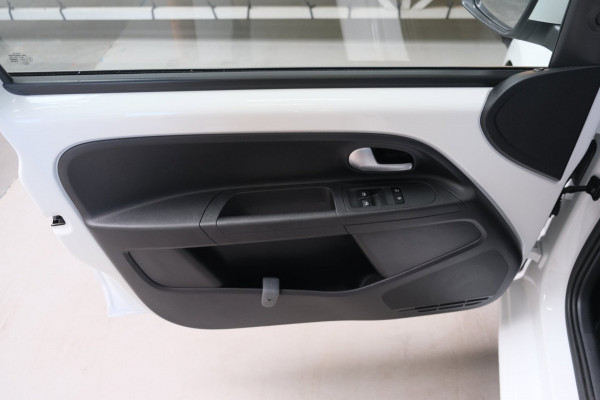 Volkswagen up! 1.0 - N.A.P. Airco, 5 Deurs.