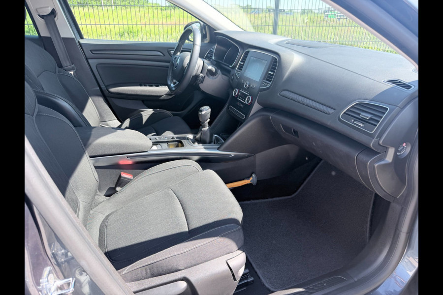 Renault Mégane Estate 1.3 TCe Limited | NAV | CarPlay| NAVI | Cruise Control |
