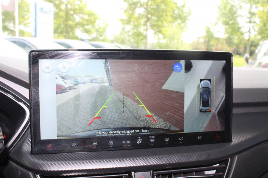 Ford Kuga 2.5 PHEV ST-Line X Orig NL Auto | Panoramadak | Head up Display | 19 inch | Wegklapbare trekhaak (elektrisch bedienbaar) | Winter Pack