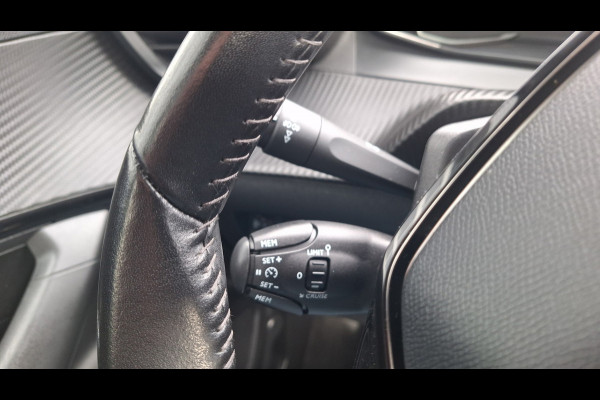 Peugeot 2008 1.2 PureTech Active /Wit Metalic/Navigatie/Pdc A/Cruise/