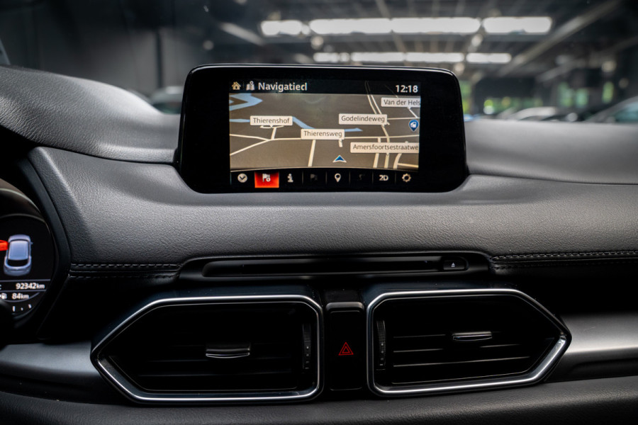 Mazda CX-5 2.0 SkyActiv-G 165 HUD Navi Camera PDC Stuurverw. Stoelverwarming Climate C. Cruise C. Afneembaar trekhaak LM velgen