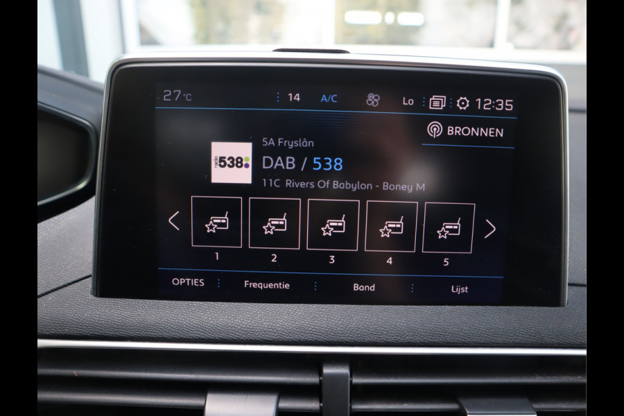 Peugeot 3008 1.2 PureTech Blue Lease Premium Airco / Navi / Trekh / Elekramen / All-season banden / Export