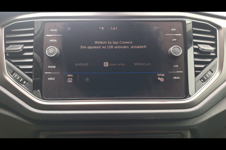 Volkswagen T-Roc 1.5 TSI Sport Automaat*Nav*Pdc*Cruise*Trekhaak*Enz