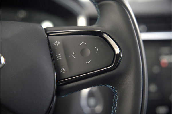 Lynk & Co 01 1.5 | Panoramadak | Stoelverwarming | Keyless | Apple Carplay | Adaptive Cruise Control | Infinity | Navigatie | Camera | Parkeersensoren |