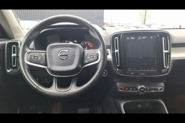 Volvo XC40 2.0 T4 R-Design 2.0, Automaat, Leer, Navi, Harman Kardon, BOMVOL