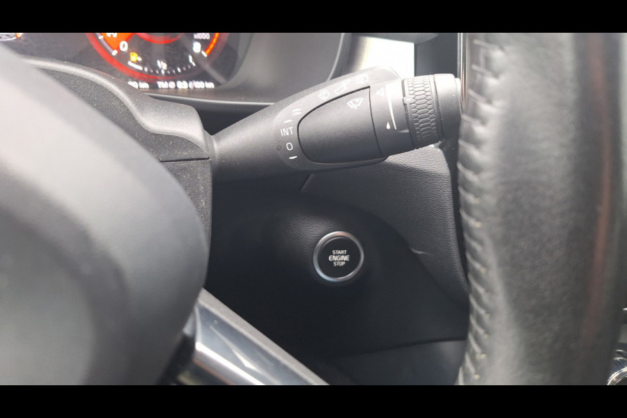 Volvo XC40 2.0 T4 R-Design 2.0, Automaat, Leer, Navi, Harman Kardon, BOMVOL