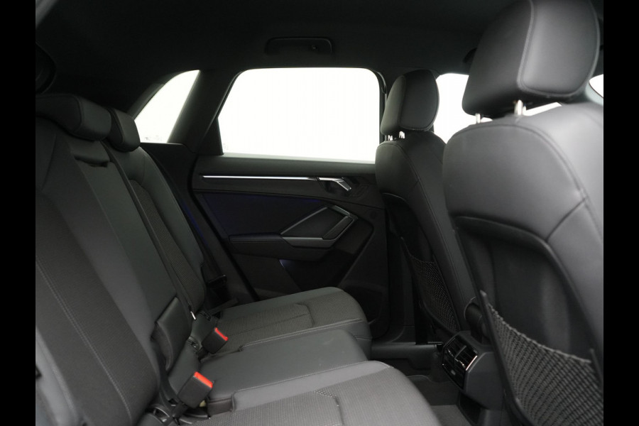 Audi Q3 45 TFSI e 2x S Line PHEV 245pk Dealer O.H. | Trekhaak Afn. | Adaptive Cruise | 360 Camera | Matrix LED | Sportstoelen Memory & Verwarmd | Keyless | Blis | Apple Carplay | Sfeerverlichting | 20"L.M | Navigatie | DAB | Plug In Hybrid |
