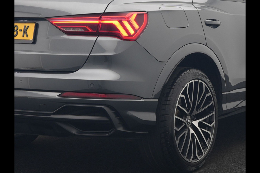 Audi Q3 45 TFSI e 2x S Line PHEV 245pk Dealer O.H. | Trekhaak Afn. | Adaptive Cruise | 360 Camera | Matrix LED | Sportstoelen Memory & Verwarmd | Keyless | Blis | Apple Carplay | Sfeerverlichting | 20"L.M | Navigatie | DAB | Plug In Hybrid |