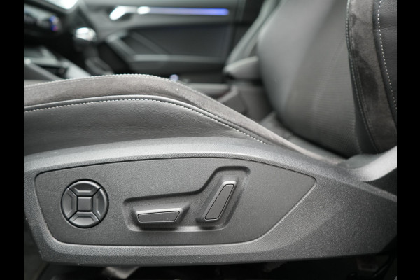 Audi Q3 45 TFSI e 2x S Line PHEV 245pk Dealer O.H. | Trekhaak Afn. | Adaptive Cruise | 360 Camera | Matrix LED | Sportstoelen Memory & Verwarmd | Keyless | Blis | Apple Carplay | Sfeerverlichting | 20"L.M | Navigatie | DAB | Plug In Hybrid |