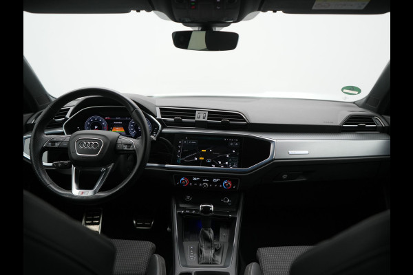 Audi Q3 45 TFSI e 2x S Line PHEV 245pk Dealer O.H. | Trekhaak Afn. | Adaptive Cruise | 360 Camera | Matrix LED | Sportstoelen Memory & Verwarmd | Keyless | Blis | Apple Carplay | Sfeerverlichting | 20"L.M | Navigatie | DAB | Plug In Hybrid |