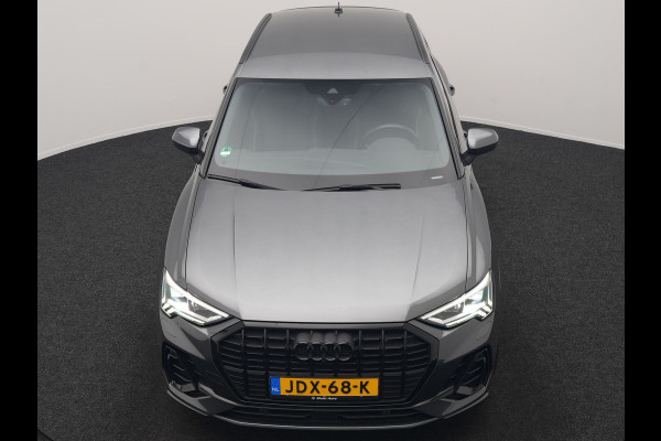 Audi Q3 45 TFSI e 2x S Line PHEV 245pk Dealer O.H. | Trekhaak Afn. | Adaptive Cruise | 360 Camera | Matrix LED | Sportstoelen Memory & Verwarmd | Keyless | Blis | Apple Carplay | Sfeerverlichting | 20"L.M | Navigatie | DAB | Plug In Hybrid |