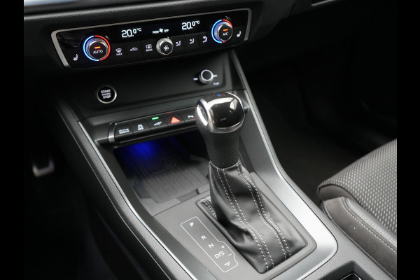 Audi Q3 45 TFSI e 2x S Line PHEV 245pk Dealer O.H. | Trekhaak Afn. | Adaptive Cruise | 360 Camera | Matrix LED | Sportstoelen Memory & Verwarmd | Keyless | Blis | Apple Carplay | Sfeerverlichting | 20"L.M | Navigatie | DAB | Plug In Hybrid |