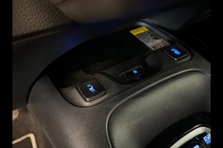 Toyota Corolla Touring Sports 2.0 Hybrid Dynamic | CAMERA | LED | BLACK OPTIC | MILD HYBRIDE
