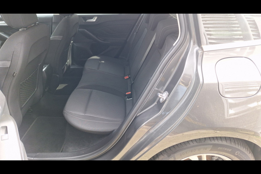Ford FOCUS Wagon 1.0 EcoBoost Trend Edition Business/Navigatie/Trekhaak/Led/Pdc/Enz